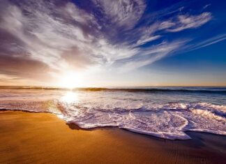 Czy piasek utrzymuje wilgoć?