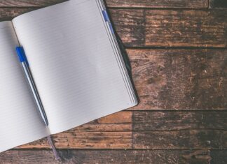 Ile kosztuje arkusz płyty meblowej?