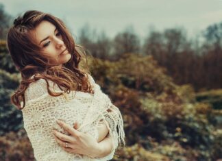 Jak podnieść włosy na dywanie? Jak podnieść włosy na dywanie?