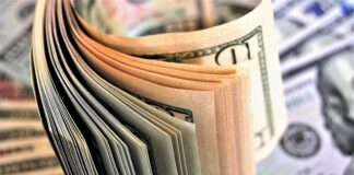 Jak się liczy metr bieżący mebli?