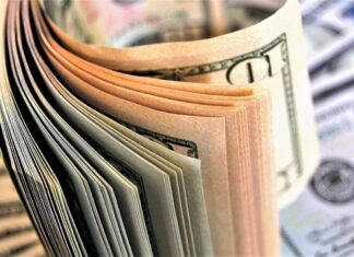 Jak się liczy metr bieżący mebli?