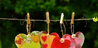 Co powiesić w oknie?