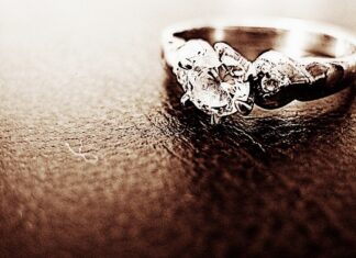 Ile kosztuje 1 kg platyny?