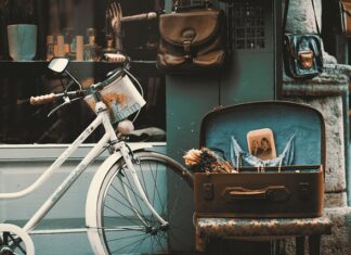 W jakim sklepie można kupić smycz do kluczy? W jakim sklepie można kupić smycz do kluczy?